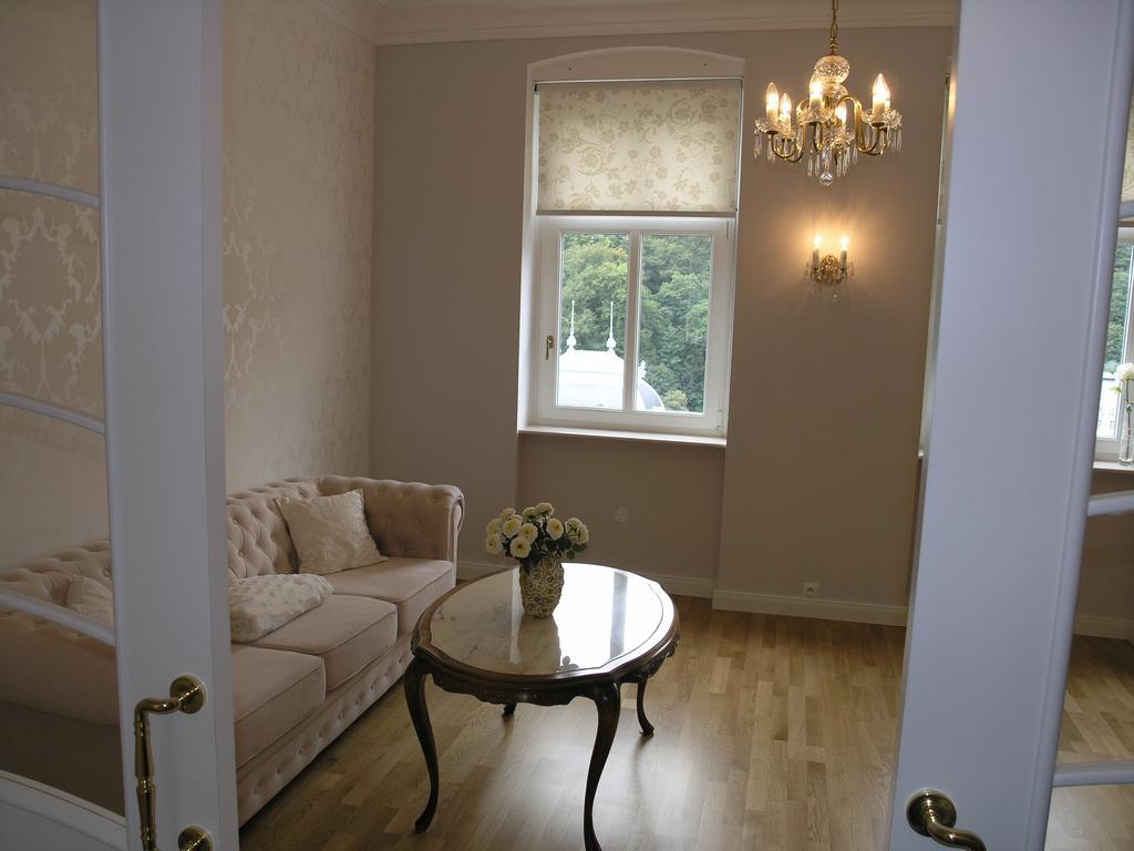 Apartman Lux Skroupova Appartement Karlsbad Buitenkant foto